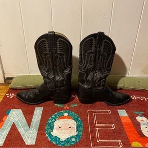 (1) Trendy Pair Of Black Vintage Texas Imperial Cowboy Boots Men’s Size 8.5 D